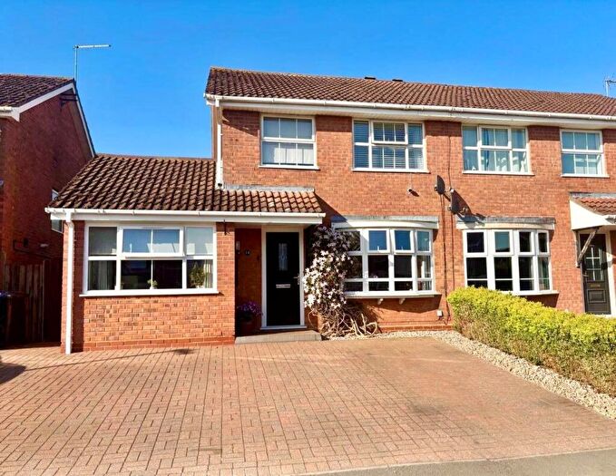 4 Bedroom Semi-Detached House For Sale In Dairy Close, Brixworth, Northamptonshire, NN6
