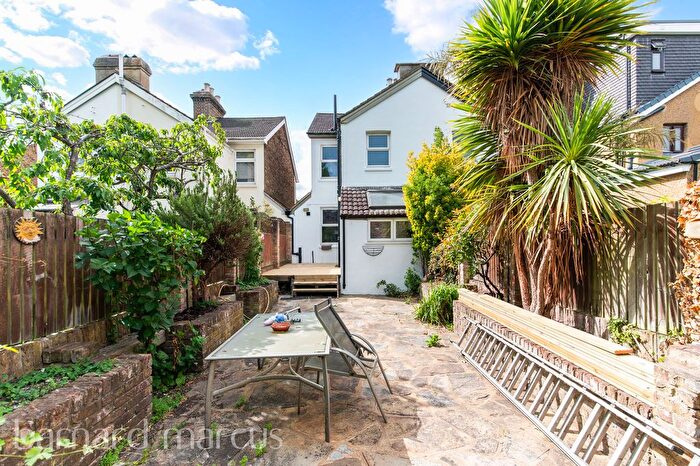 2 Bedroom Property To Rent In Melbourne Road, Wallington, SM6