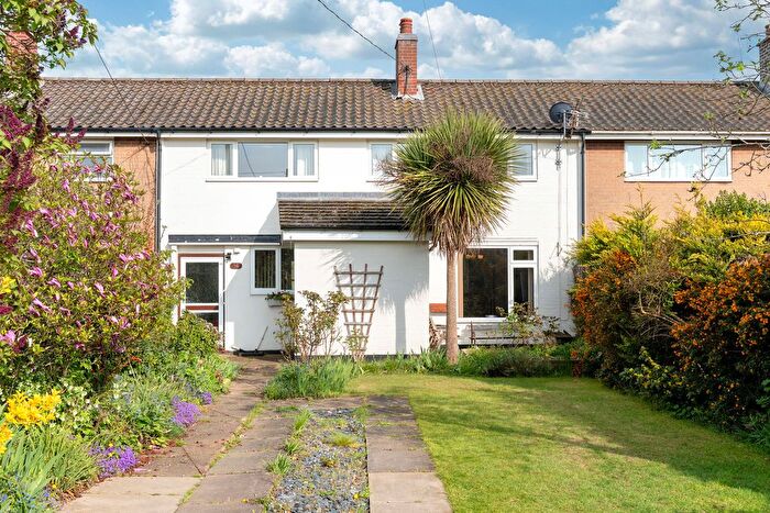 3 Bedroom Terraced House For Sale In St. Andrews Drive, Ipswich, IP9