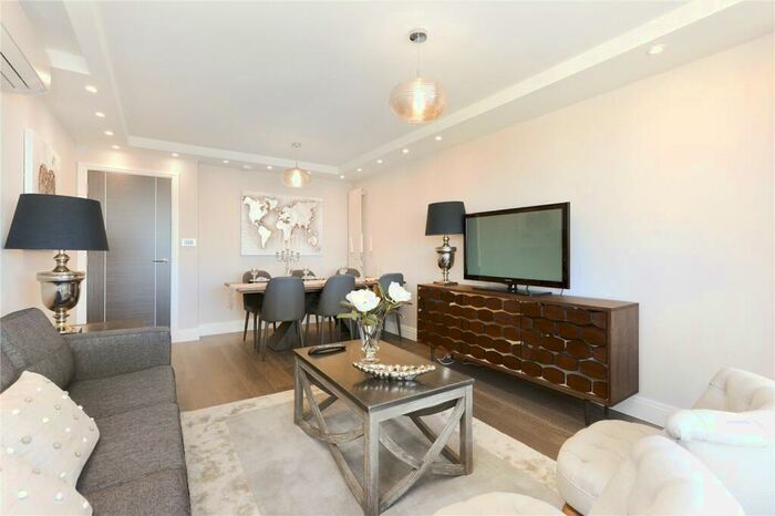 3 Bedroom Apartment To Rent In Cresta House, Finchley Road, Swiss Cottage, London, NW3