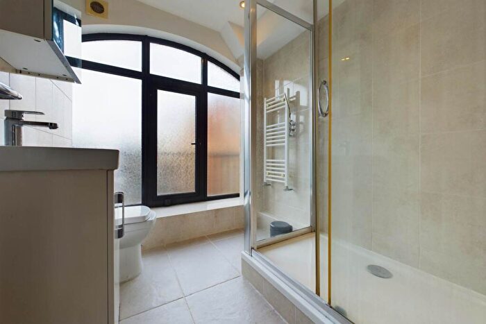 1 Bedroom Apartment For Sale In Corner Hall, Hemel Hempstead, HP3