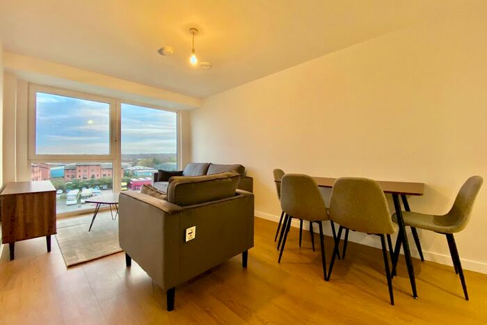 2 Bedroom Flat To Rent In Atkinson Street, Hunslet, Leeds, LS10