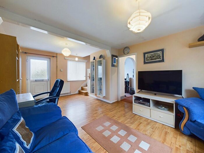 3 Bedroom Terraced House For Sale In Eastern Avenue South, Kingsthorpe, Northampton, NN2