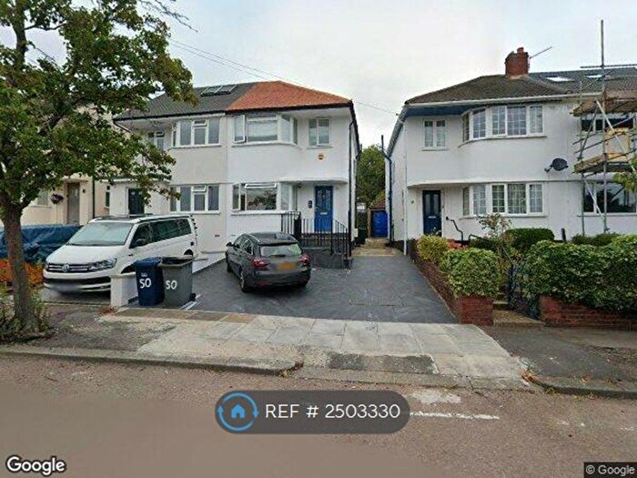 Studio To Rent In Grants Close, London, NW7