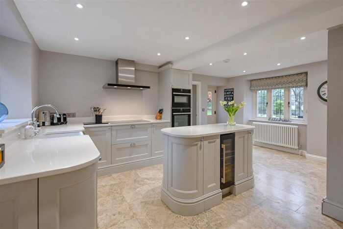 5 Bedroom Detached House For Sale In Stable Lane, Church Brampton, Northampton, NN6