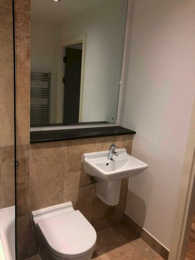 1 Bedroom Apartment For Sale In Alexandra Tower, Princes Parade, Liverpool, Merseyside, L3