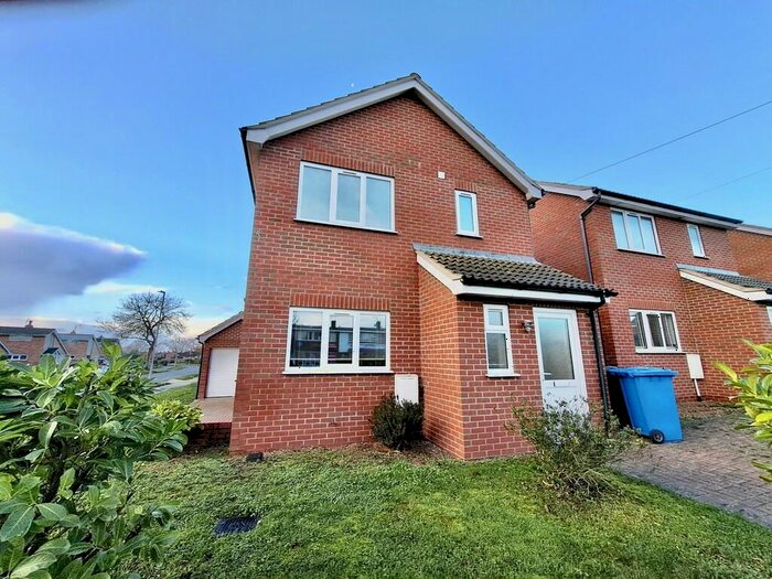 3 Bedroom Detached House To Rent In Westwood Avenue, Lowestoft, NR33