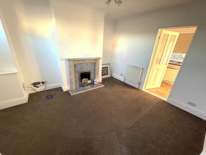 2 Bedroom Terraced House To Rent In Lorraine Street, Hull HU8