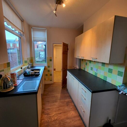 3 Bedroom Terraced House To Rent In Lifford Road, Doncaster, DN2