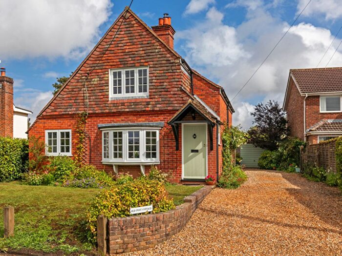 3 Bedroom Cottage For Sale In Ibworth Lane, Hannington, RG26