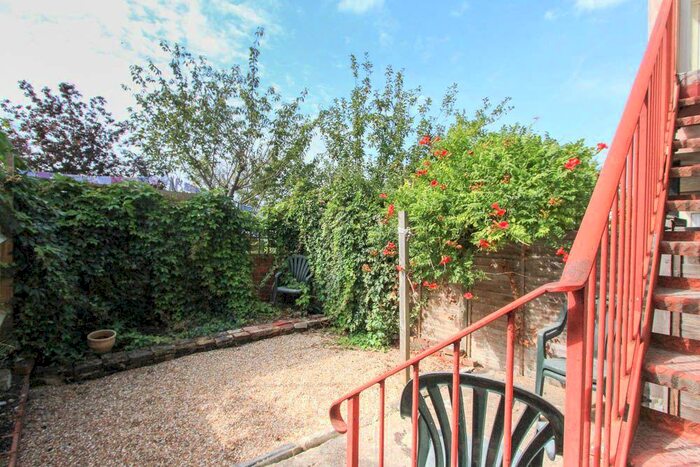 2 Bedroom Apartment To Rent In Shanklin Road, Brighton, BN2