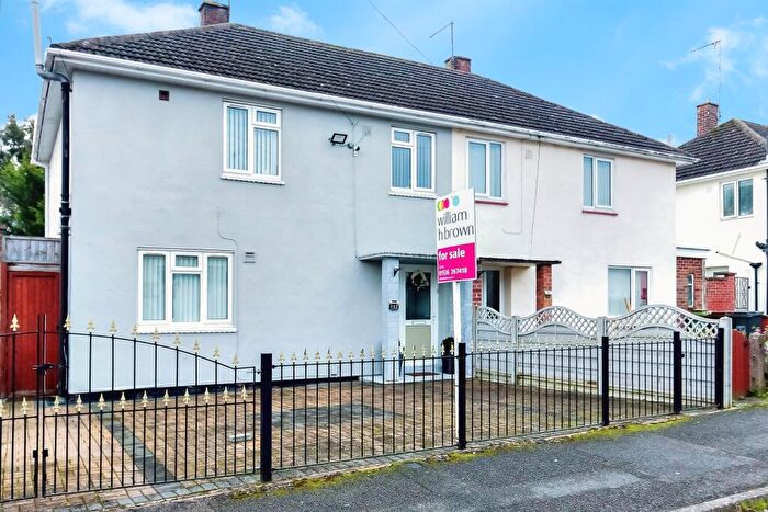 3 Bedroom Semi Detached House For Sale In Lindisfarne Road, Corby, NN17