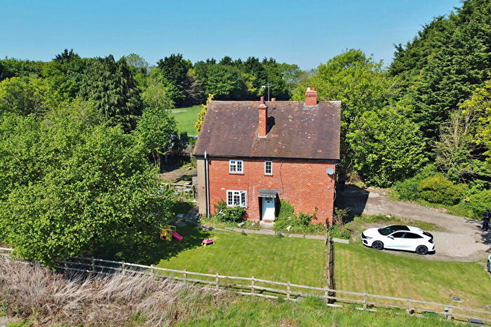 3 Bedroom Semi-Detached House For Sale In Box Tree Lane, Postcombe, OX9