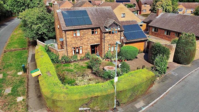 4 Bedroom Detached House For Sale In Tansy Close, West Hunsbury, Northampton, NN4