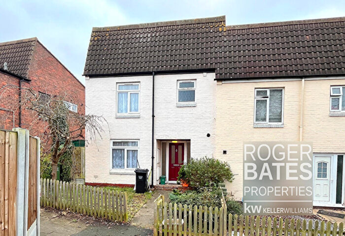 4 Bedroom End Of Terrace House To Rent In The Chignalls, Laindon, Basildon, Essex, SS15