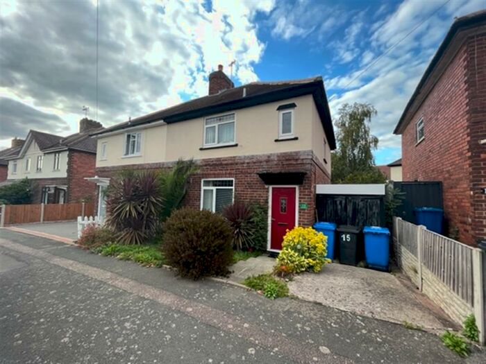 3 Bedroom House To Rent In Nevill Street, Tamworth, B79