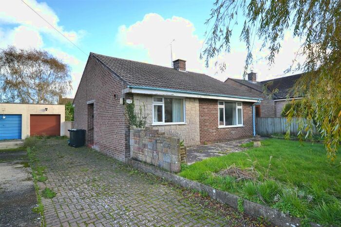 2 Bedroom Detached Bungalow For Sale In Glebeland Close, West Stafford, Dorchester, DT2