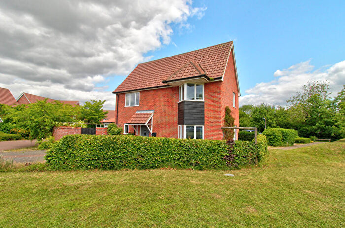 3 Bedroom Semi-Detached House For Sale In Norton Way, Framlingham, IP13