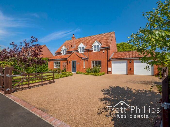 4 Bedroom Detached House For Sale In Tate Loke, Hickling, NR12