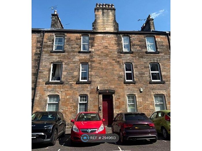 2 Bedroom Flat To Rent In Bruce St, Stirling, FK8