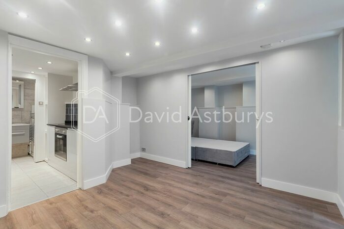 1 Bedroom Flat To Rent In Rosebery Gardens, Crouch End, London, N8