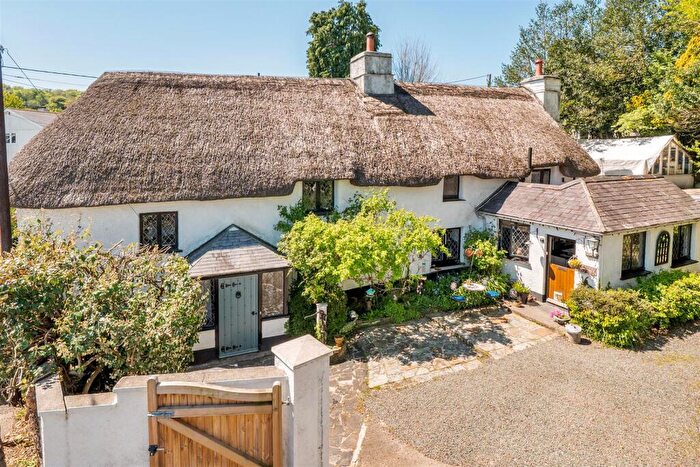 6 Bedroom Detached House For Sale In North Road, Lifton, PL16