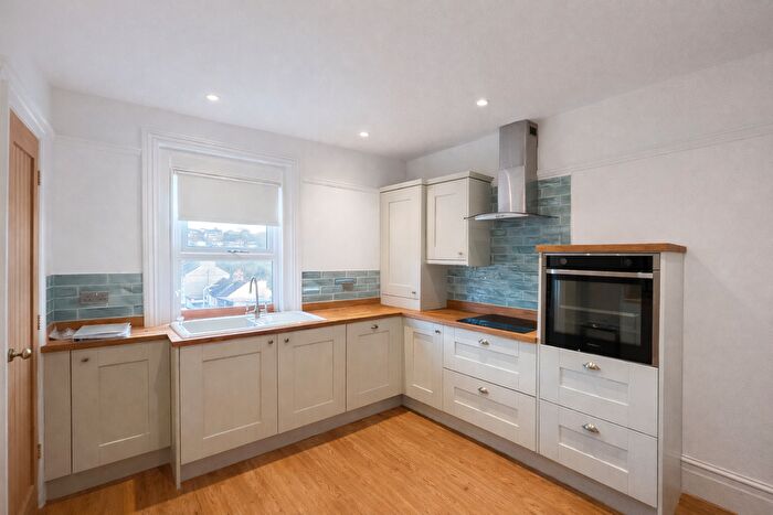 4 Bedroom Maisonette To Rent In Newport, NP19