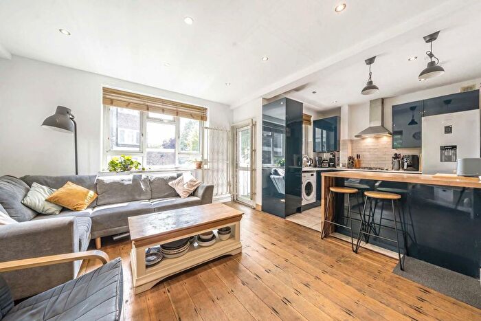 4 Bedroom Flat For Sale In Tulse Hill, Brixton, SW2