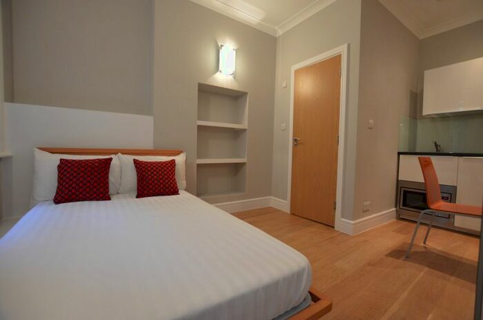 Studio To Rent In West End Lane, London, NW6