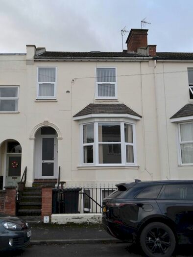 8 Bedroom Terraced House To Rent In Forfield Place, Leamington Spa, CV31