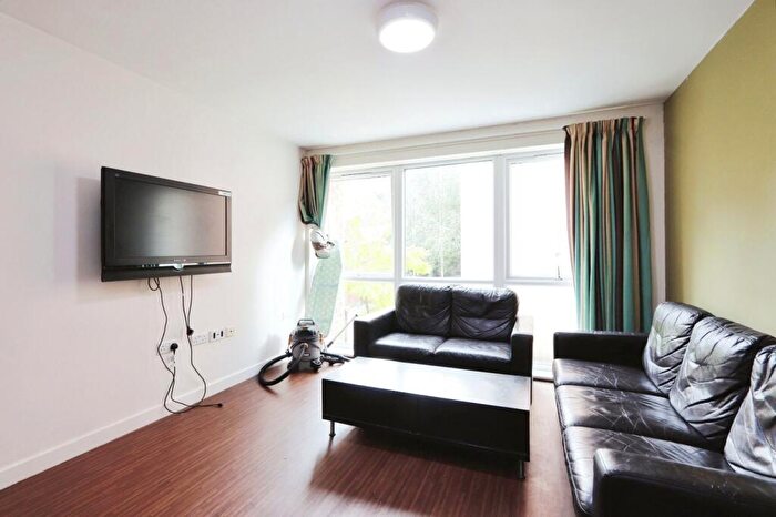 5 Bedroom Apartment For Sale In Edward Street, Sheffield, South Yorkshire, S3