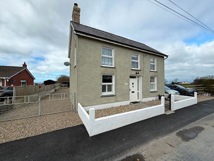 3 Bedroom Detached House For Sale In Maenygroes, New Quay, SA45