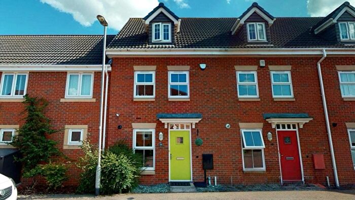 3 Bedroom Terraced House For Sale In Mellors Road, Edwinstowe, Mansfield, Nottinghamshire, NG21