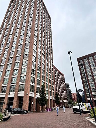 1 Bedroom Flat To Rent In Arniston Way, London, E14