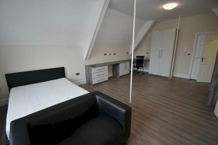 Studio To Rent In Art House, DE1