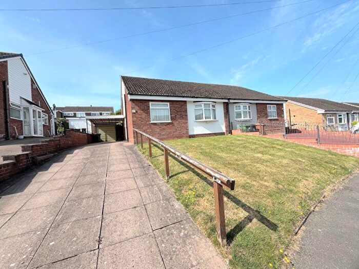 2 Bedroom Semi-Detached Bungalow For Sale In Beechcroft Crescent, Streetly, Sutton Coldfield, B74