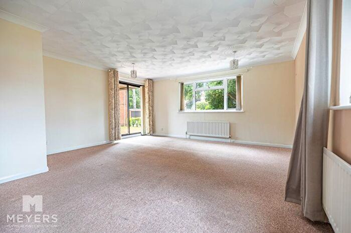 2 Bedroom Flat To Rent In Foxholes, Belle Vue Crescent, Bournemouth, BH6