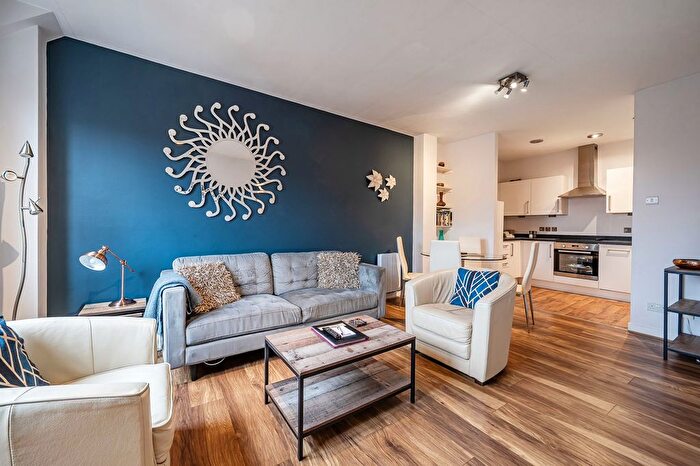 2 Bedroom Flat For Sale In The Courtyard, High Street, SL4