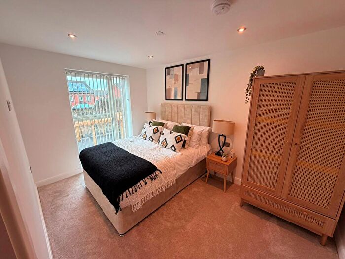 1 Bedroom Apartment To Rent In Richmond Hill Approach, Leeds, LS9