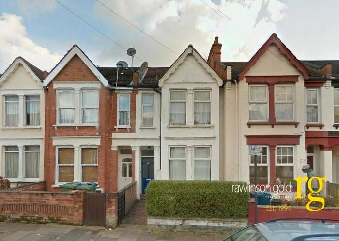 2 Bedroom Flat To Rent In Graham Road, Harrow, HA3