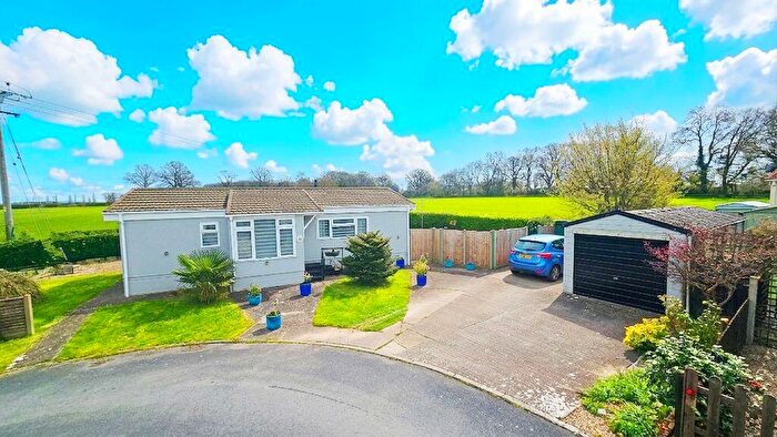 2 Bedroom Detached House For Sale In Green Lane Park Homes, Hereford, HR4