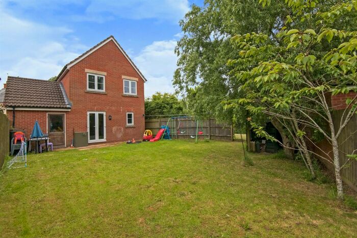 3 Bedroom Detached House For Sale In Cannington Road, Witheridge, Tiverton, EX16