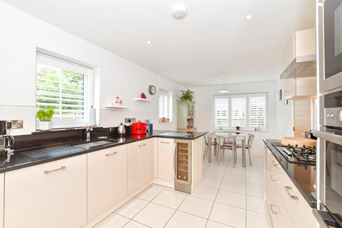 3 Bedroom Semi-Detached House For Sale In Brook Meadows, Hambrook, Chichester, West Sussex, PO18