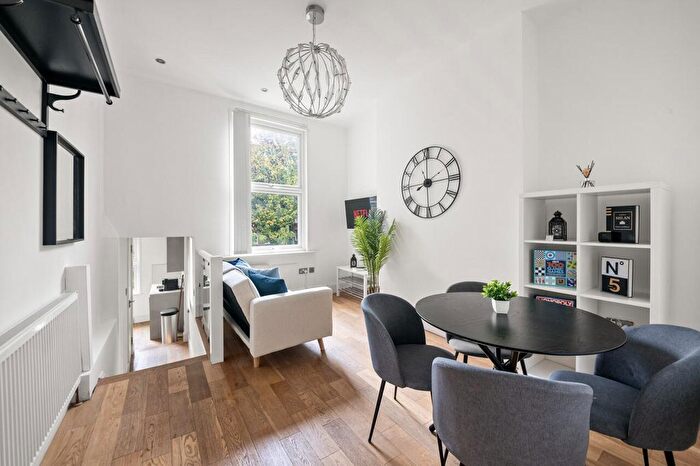 2 Bedroom Flat To Rent In Shirland Road, London, W9