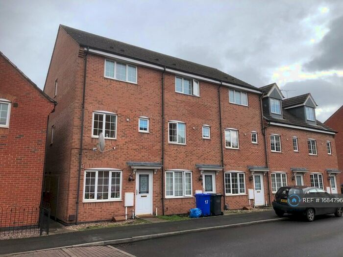 3 Bedroom End Of Terrace House To Rent In Barker Round Way, Burton-On-Trent, DE14