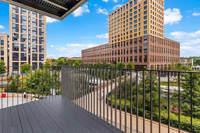 1 Bedroom Flat To Rent In Greenford, UB6