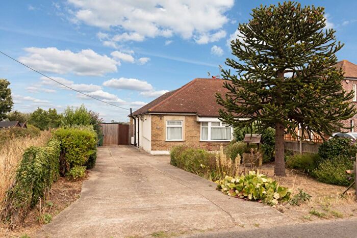 2 Bedroom Bungalow For Sale In Horsham Lane, Upchurch, Sittingbourne, Kent, ME9