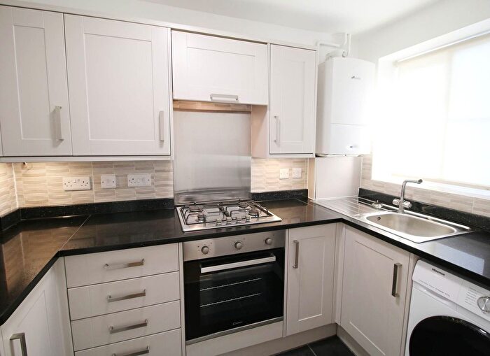 2 Bedroom Property To Rent In Orwell Drive, Didcot, OX11