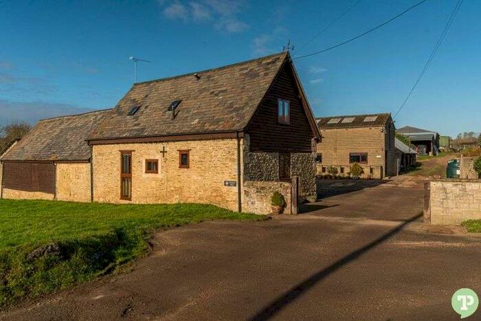 2 Bedroom Property To Rent In The Green, Denton, OX44