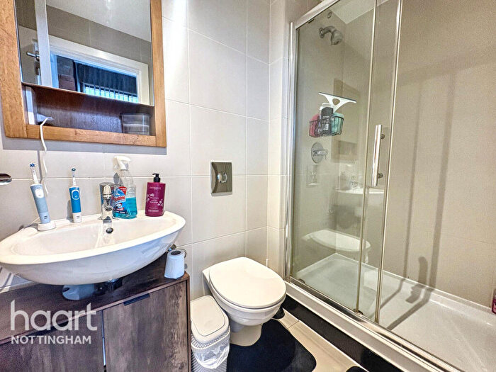 2 Bedroom Apartment For Sale In Bridge Street, Nottingham, NG10